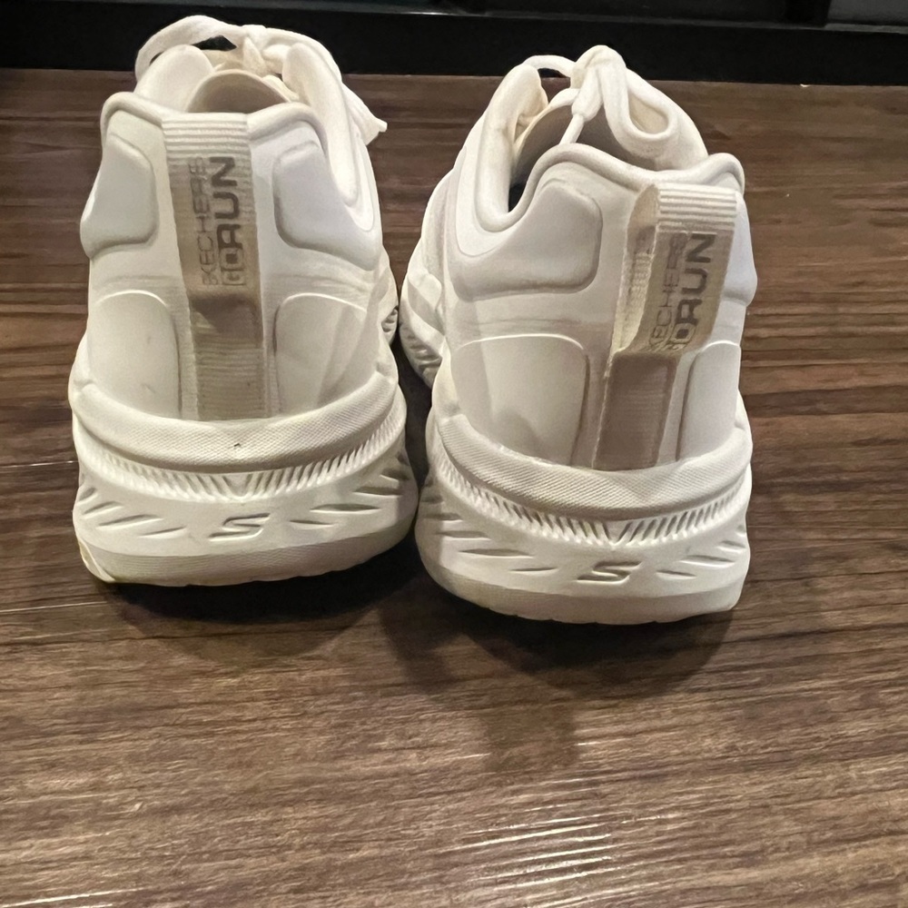 Skechers White Athletic Sneakers W 9 - Picture 3 of 4